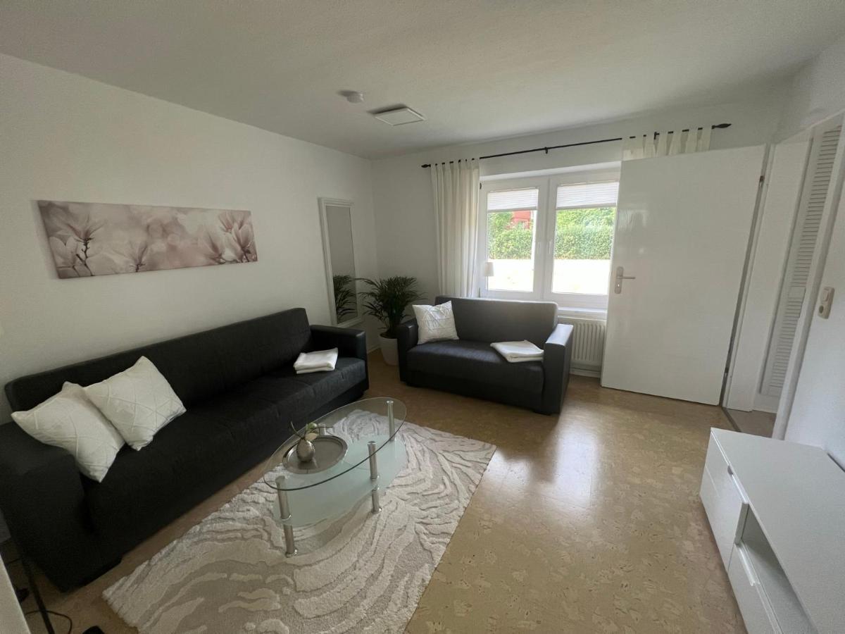 Familienfreundliche Ferienwohnung Mit Wintergarten Badow Exterior foto